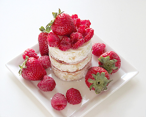 Raspberry+ripple+cake