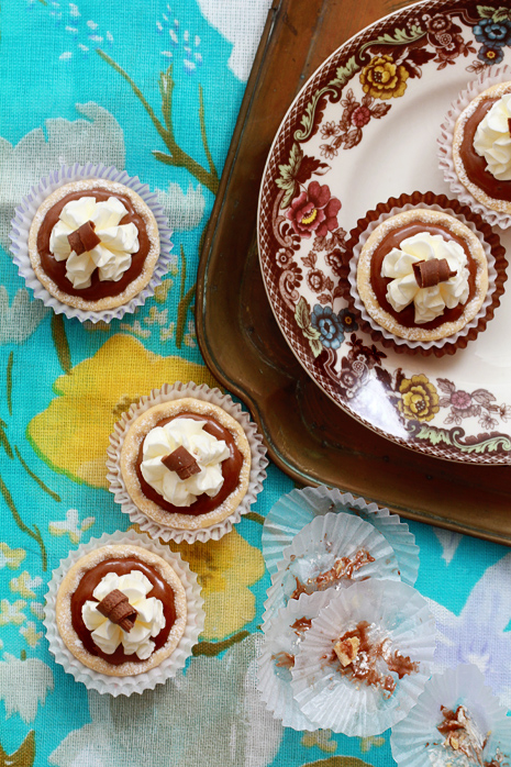 Nutella Tarts_Overhead_Bakers Royale Nutella Tarts Overhead Bakers Royale Mini Nutella Tarts