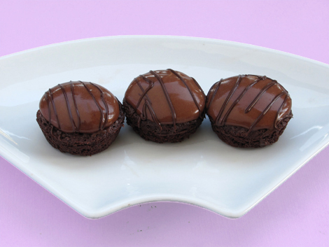 Chocolate Mousse Brownie Bites