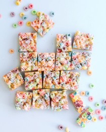 Fruit Loops Marshmallow Bars Bakers Royale1 210x260