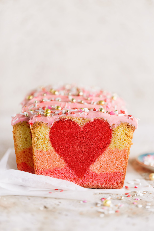 3 Valentine's Peek-a-Boo Ombre Cake | Bakers Royale